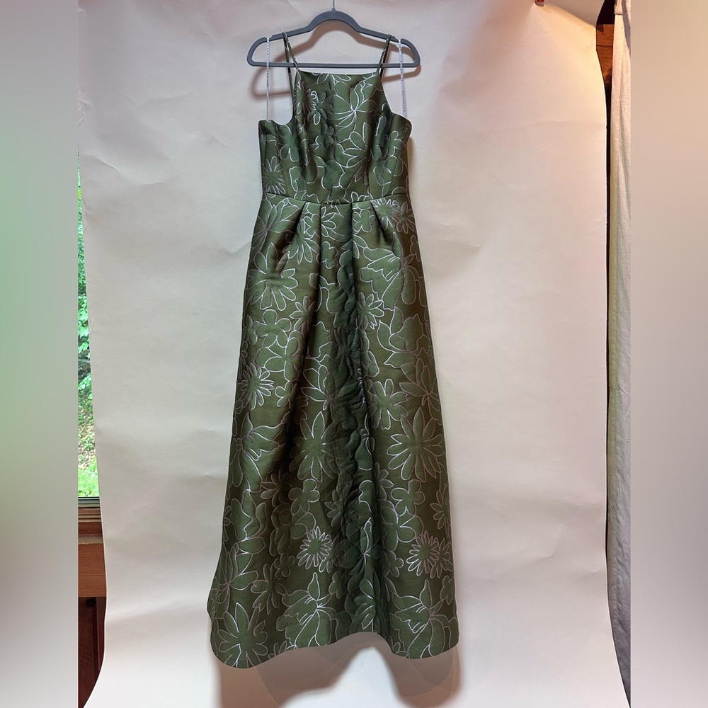 Kay Unger Jada Jacquard Halter Neck Gown Dress Green w/ Pink Embroidery Size  8 - Picture 6 of 13